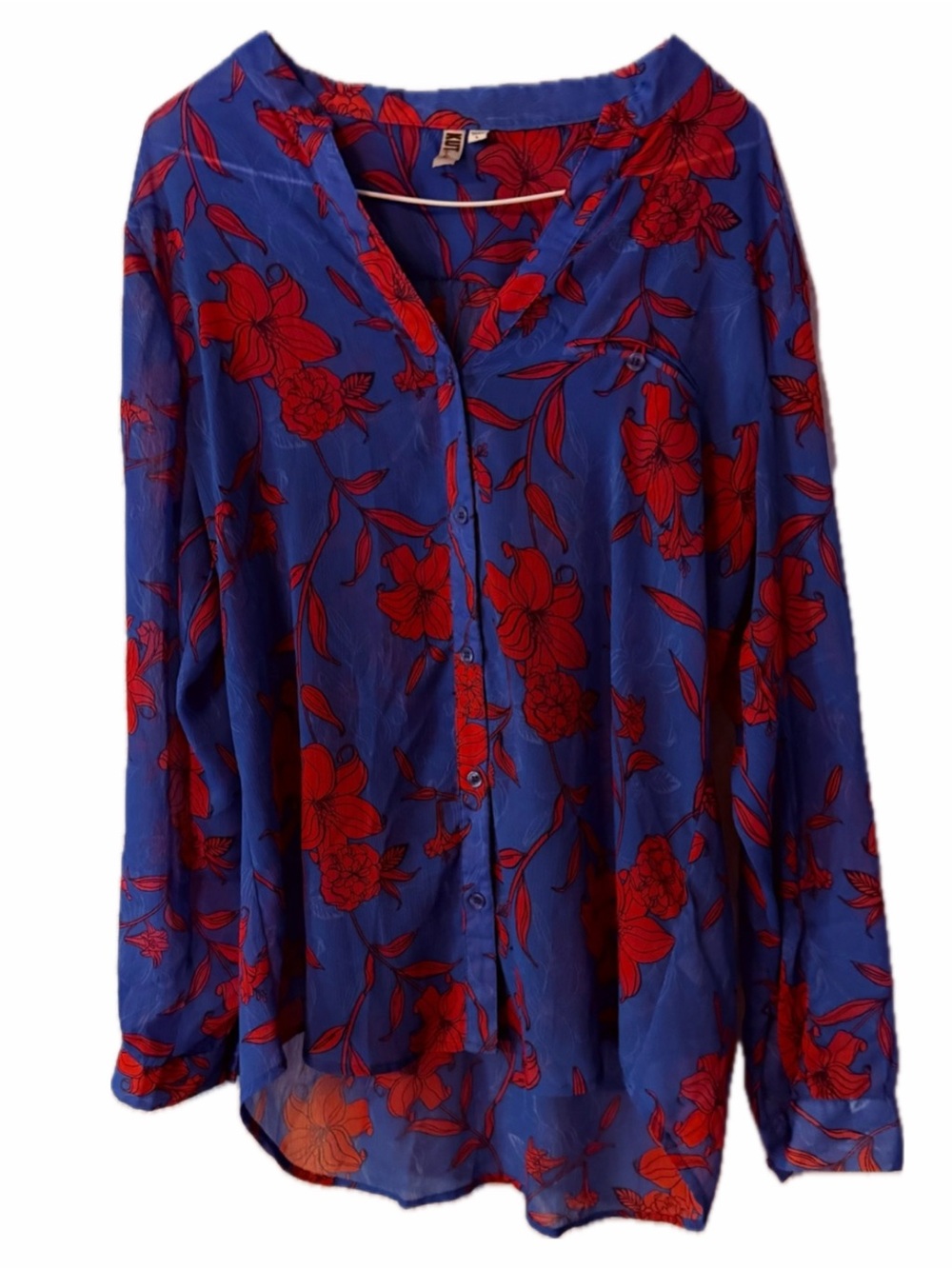 Kut from the Kloth Blue Button-Front Shirt with Red Floral Print! #4thofjuly